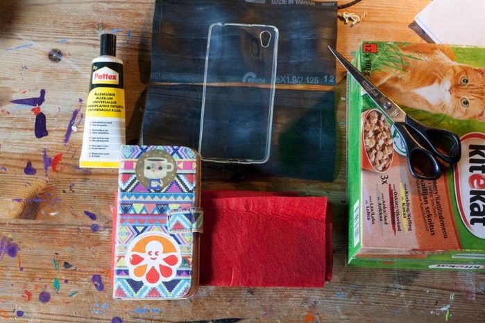 废旧自行车内胎DIY手机翻盖保护壳教程-第2张图片-趣作屋 废旧自行车内胎DIY手机翻盖保护壳教程-第2张图片-趣作屋