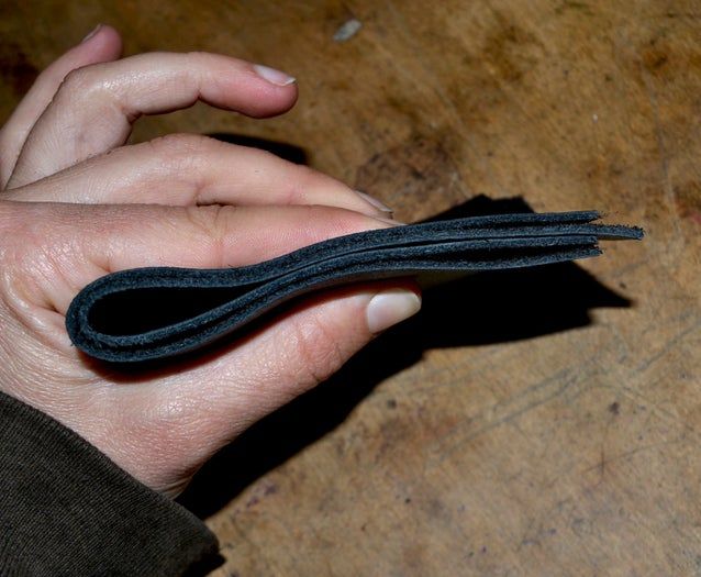 用皮革边角料制作经典双折皮夹教程-第7张图片-趣作屋