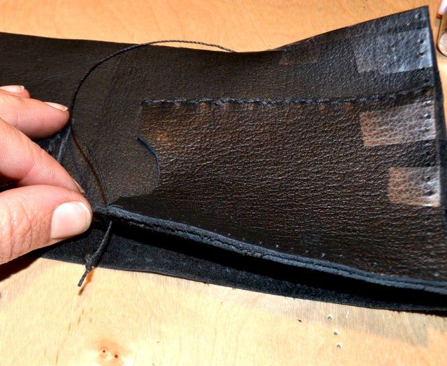 用皮革边角料制作经典双折皮夹教程-第24张图片-趣作屋