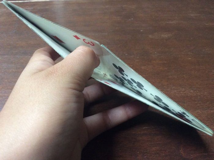 用扑克牌DIY酷炫钱包教程-第19张图片-趣作屋 用扑克牌DIY酷炫钱包教程-第19张图片-趣作屋