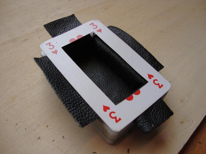 DIY带孔卡片包教程：隐藏备用现金的好方法-第16张图片-趣作屋