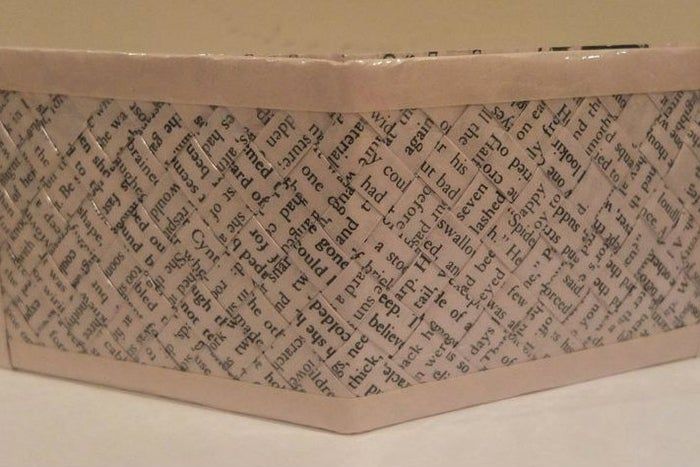 简单易学的DIY手工书页钱包制作教程-第1张图片-趣作屋