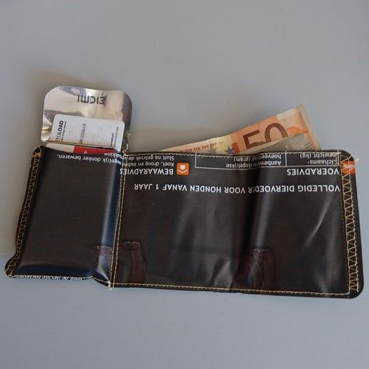 用狗粮袋制作超酷环保钱包教程-第24张图片-趣作屋 用狗粮袋制作超酷环保钱包教程-第24张图片-趣作屋