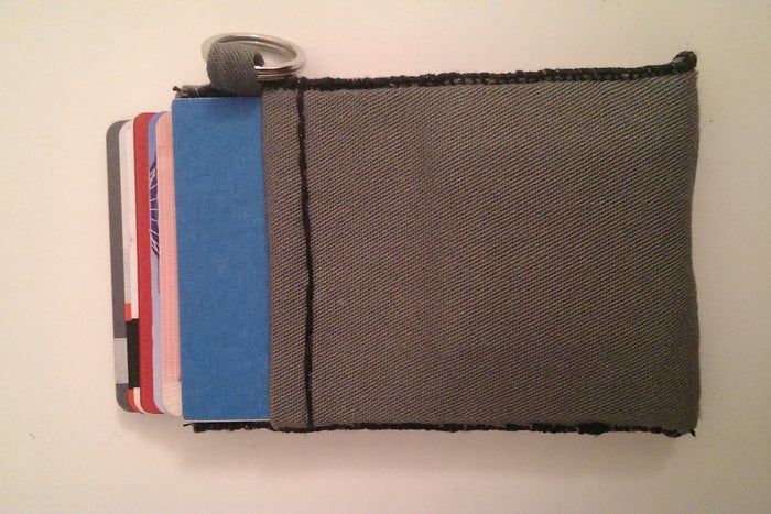 超简单DIY极简钱包教程,用旧牛仔裤制作-第12张图片-趣作屋 超简单DIY极简钱包教程,用旧牛仔裤制作-第12张图片-趣作屋