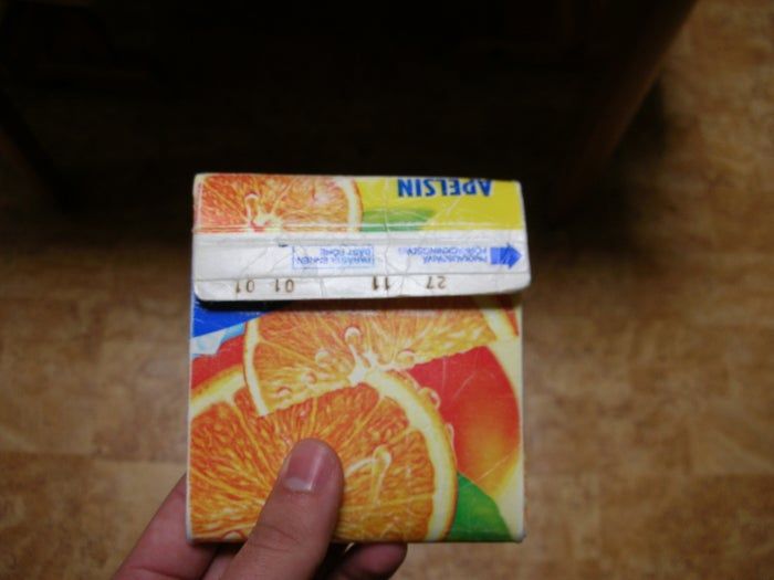 用回收利乐包制作环保钱包教程-第1张图片-趣作屋