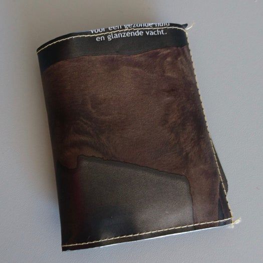 用狗粮袋制作超酷环保钱包教程-第22张图片-趣作屋 用狗粮袋制作超酷环保钱包教程-第22张图片-趣作屋