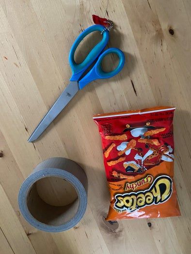 用零食包装制作独特防水钱包教程-第2张图片-趣作屋 用零食包装制作独特防水钱包教程-第2张图片-趣作屋