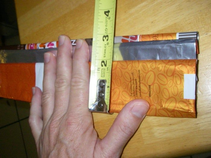 用咖啡袋制作环保又时尚的新型钱包-第11张图片-趣作屋